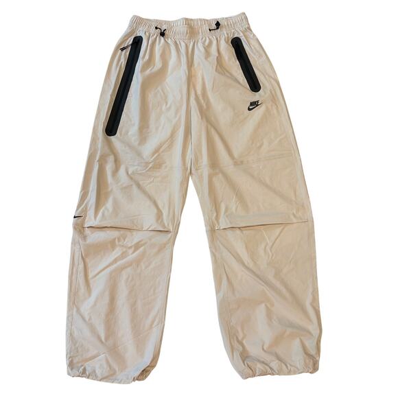 Nike Tech Woven Oversized Pants Mens Sz Medium Beige Straight Leg Stacked Length - Picture 1 of 12